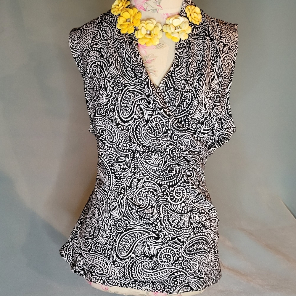 Liz Claiborne dress shirt- sleeveless
